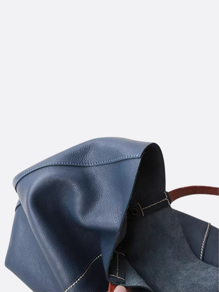 Bolso tote de piel azul marino